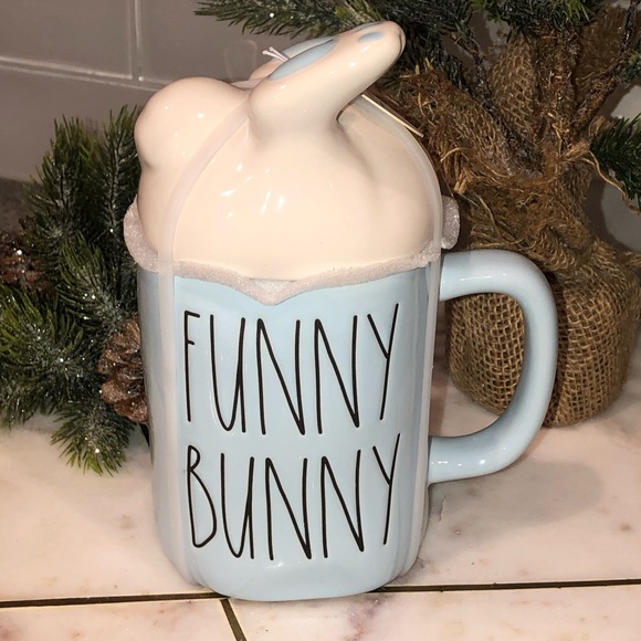 🐰NWT🐰Rae Dunn FUNNY BUNNY Light Blue Ceramic Mug with White Bunny Lid Topper - Picture 1 of 7